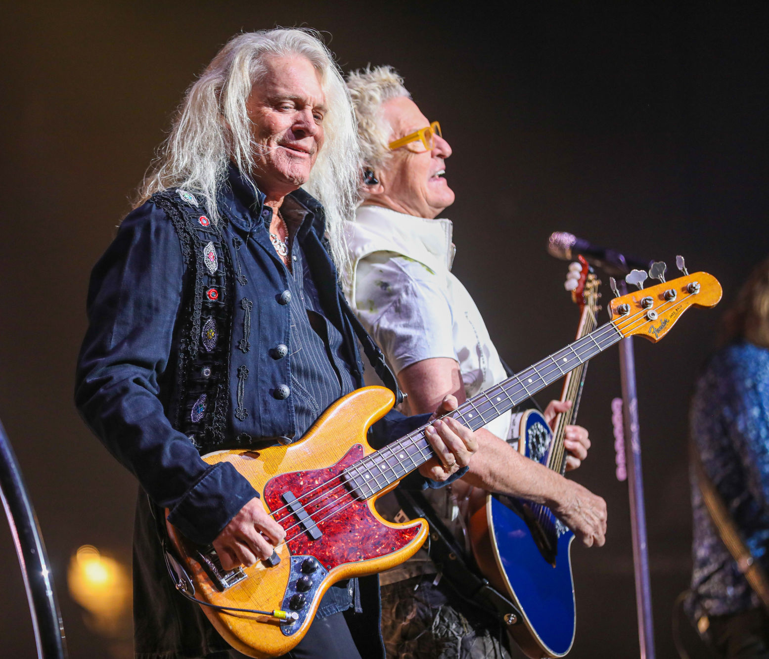 1112reospeedwagon rh 001
